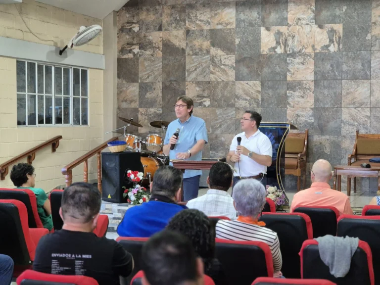 Un seul corps, plusieurs pays | Pasteurs Peter McKenzie et Jocelyn Séry | Salvador